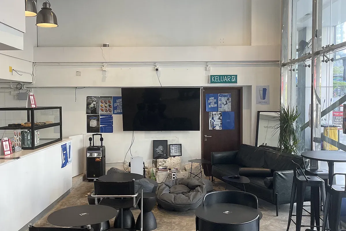 Overtime Cafe in Kuala Lumpur – Image 1