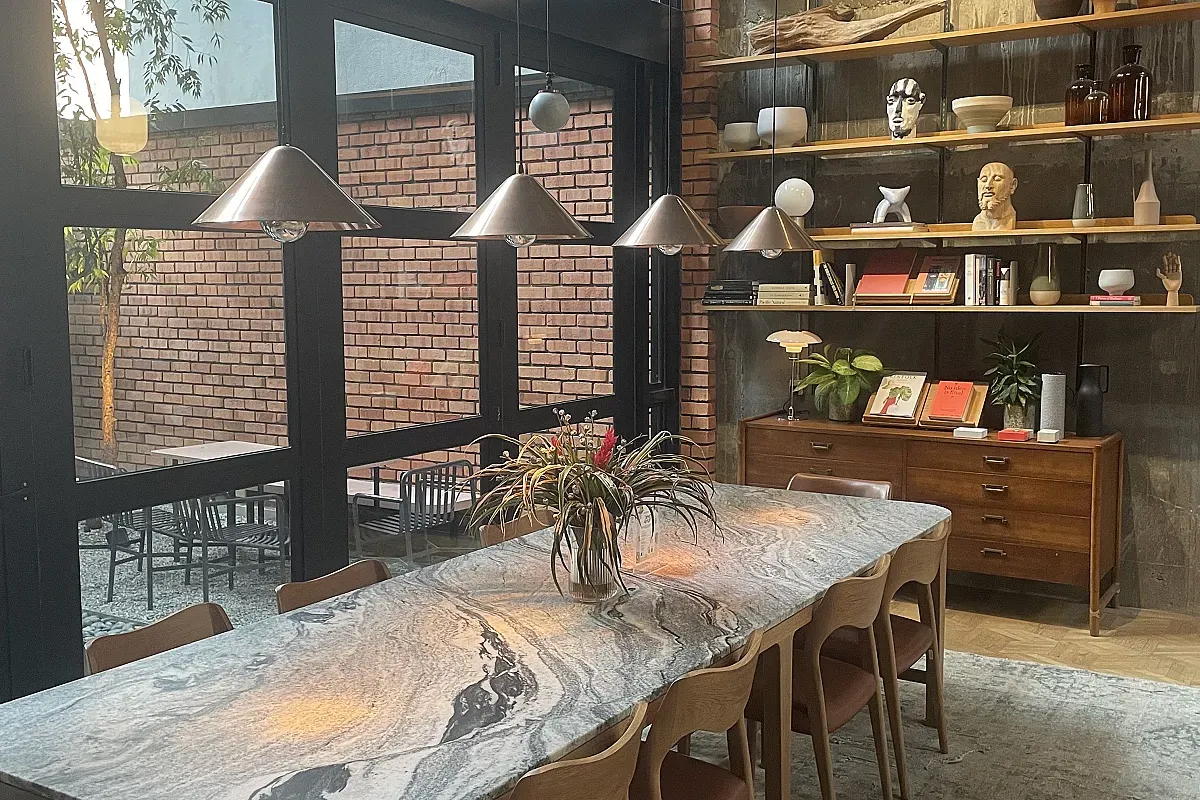 Lucky Coffee Bar in Kuala Lumpur – Image 2