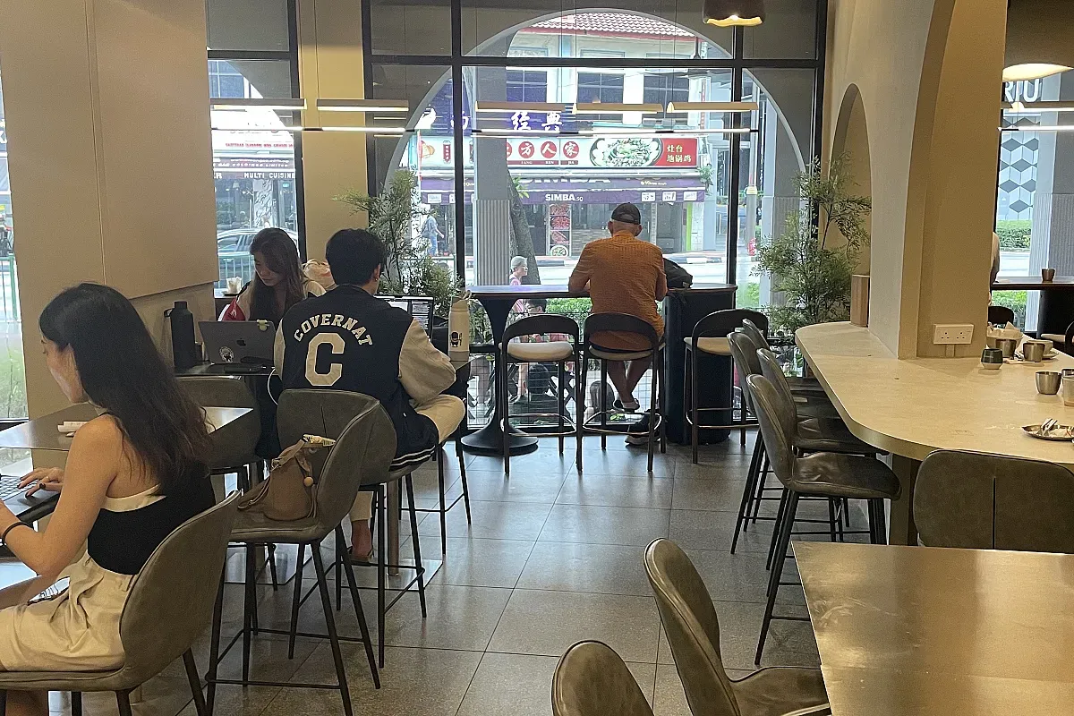 Acoustics Coffee Bar Owen in Singapore – Image 1