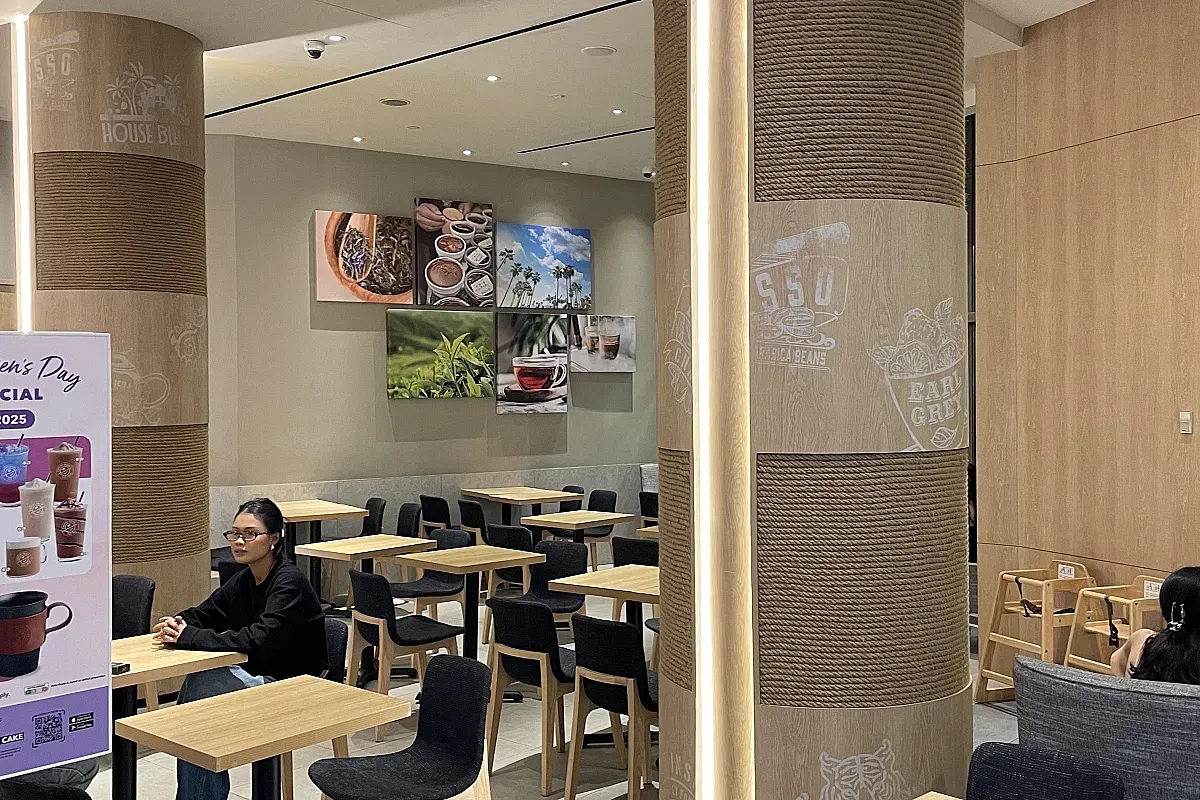 The Coffee Bean & Tea Leaf in Singapore – Image 1