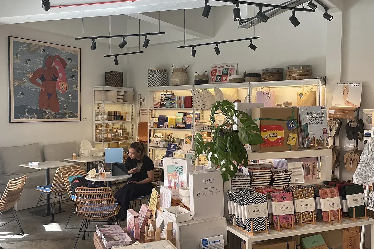 The Social Space in Singapore – Image 1