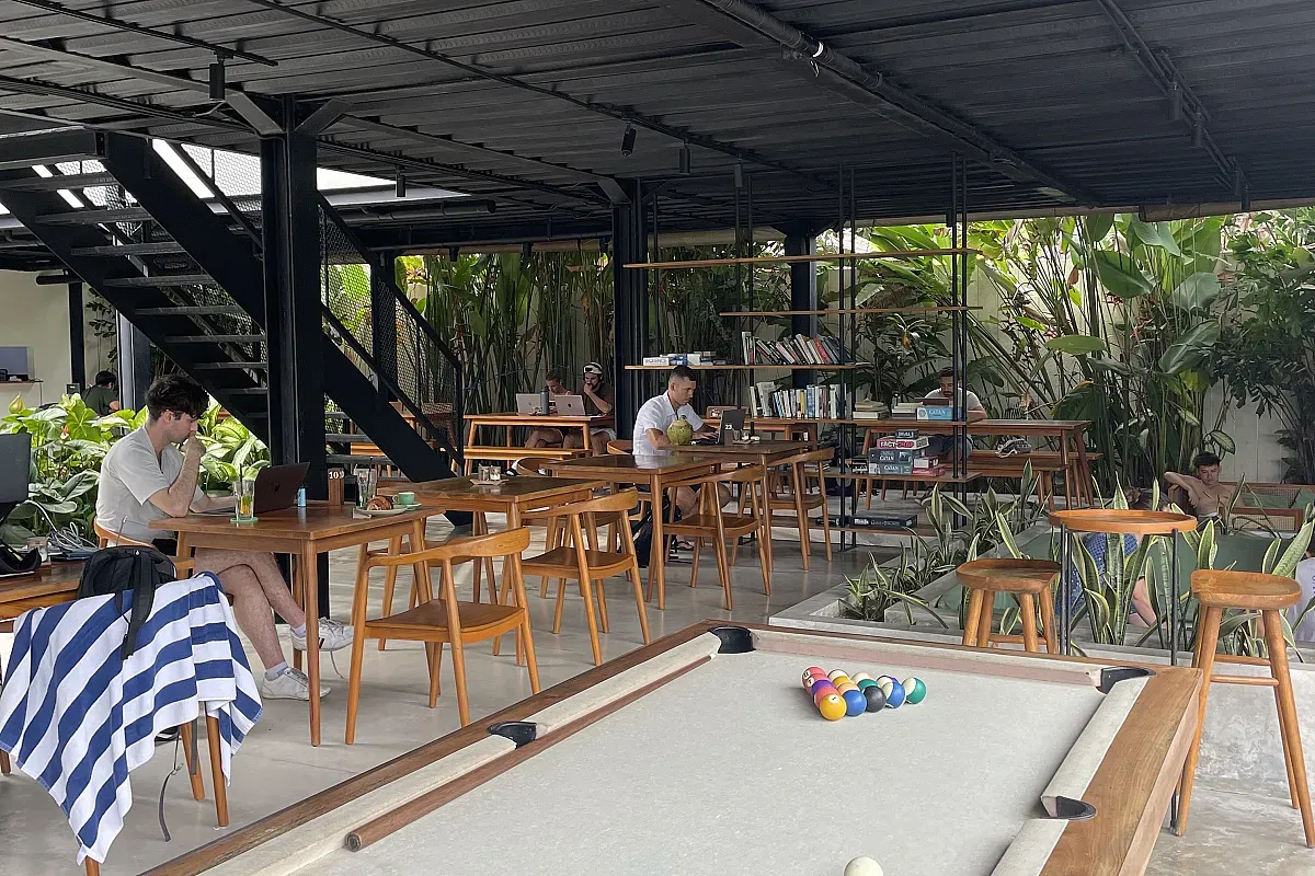 Tribal Coworking Hostel in Canggu – Image 3