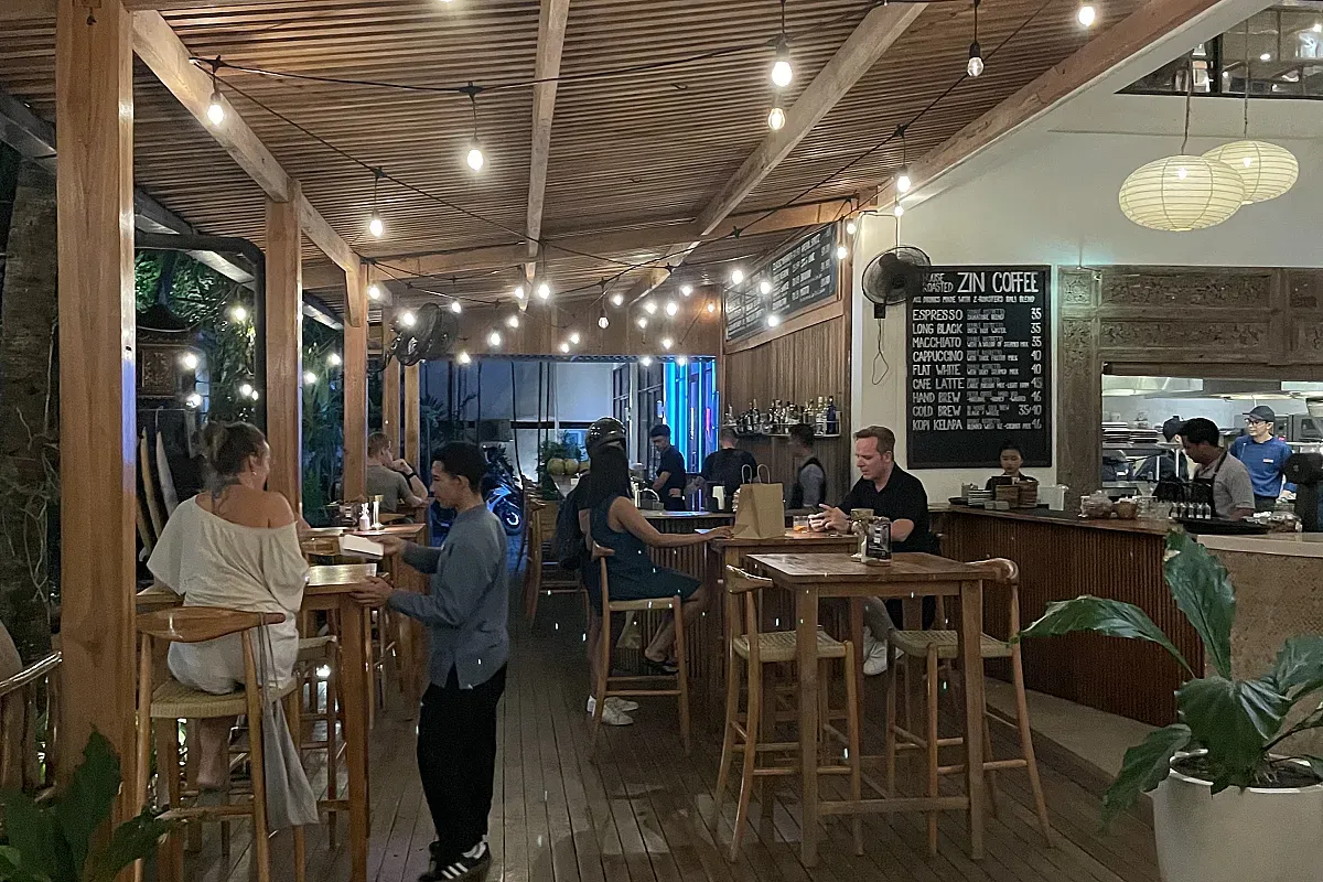 ZIN Cafe Jalan Nelayan Canggu – Image 2