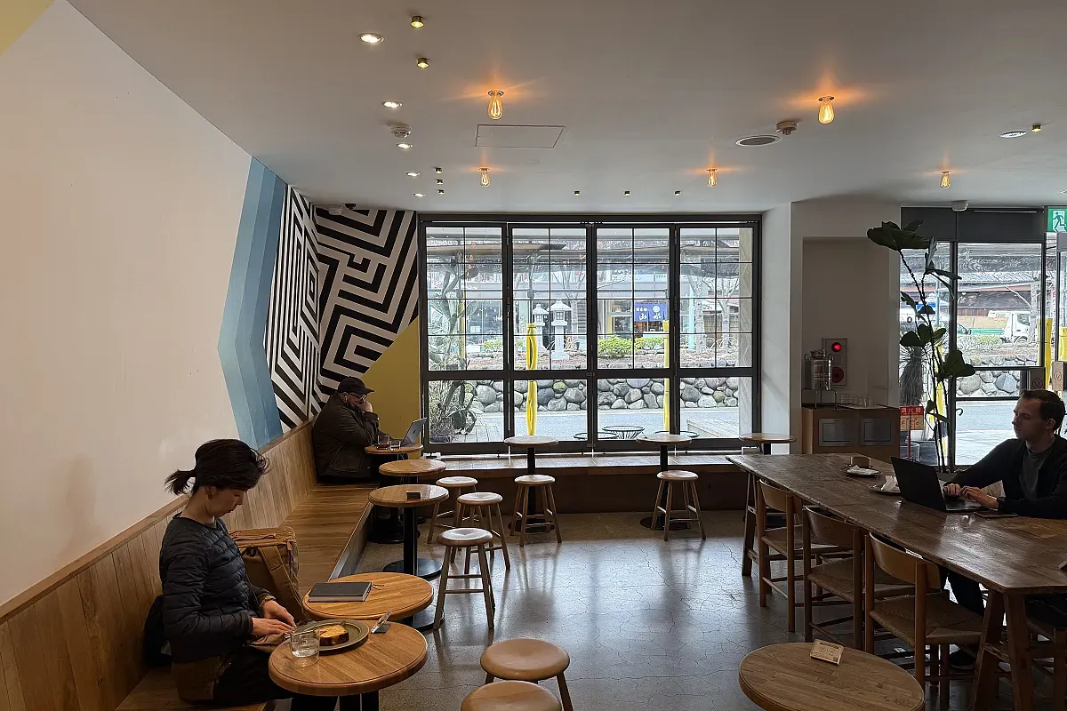 VERVE COFFEE ROASTERS YUKINOSHITA in Kamakura – Image 1