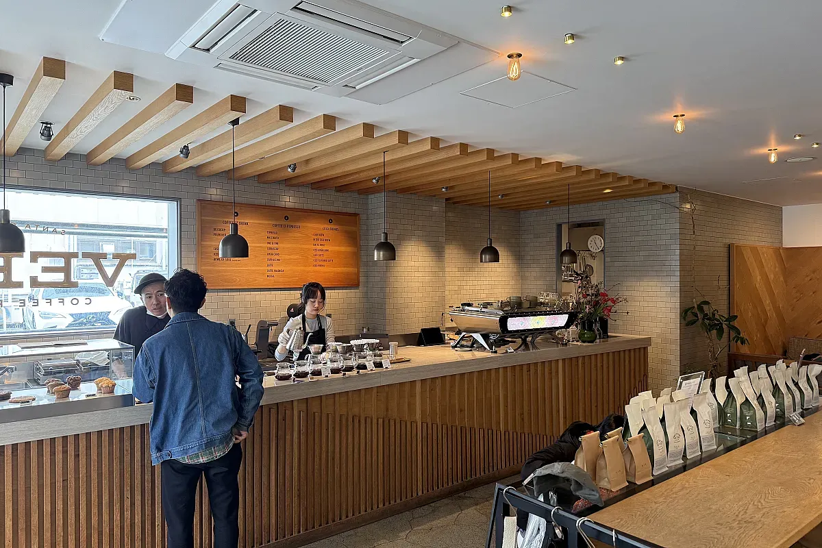 VERVE COFFEE ROASTERS YUKINOSHITA 1-chōme-10-8 Yukinoshita, Kamakura Kamakura – Image 3
