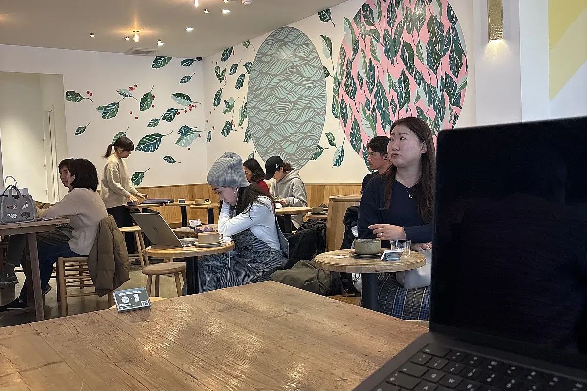 VERVE COFFEE ROASTERS YUKINOSHITA 1-chōme-10-8 Yukinoshita, Kamakura Kamakura – Image 4