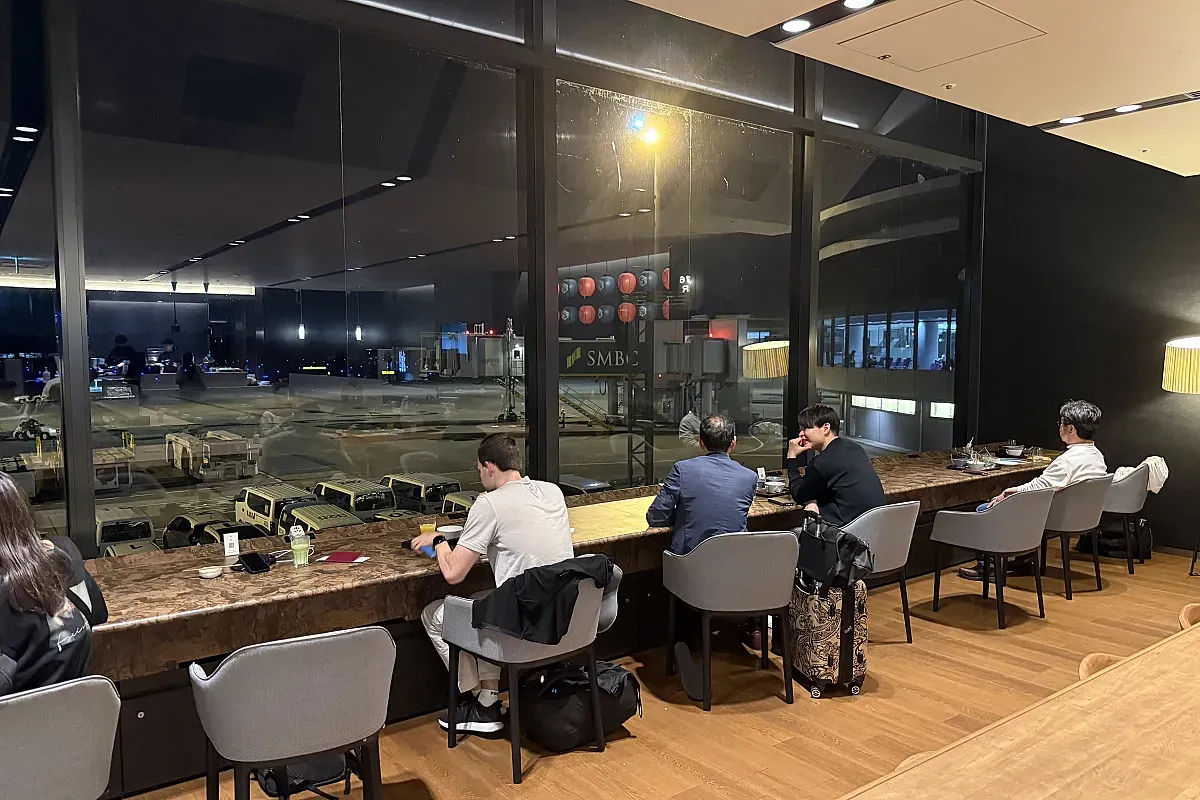 I.A.S.S SUPERIOR LOUNGE 希和 -NOA- Narita, Sanrizuka, 御料牧場1-1 Terminal 1, 日本 Narita International Airport Narita – Image 2