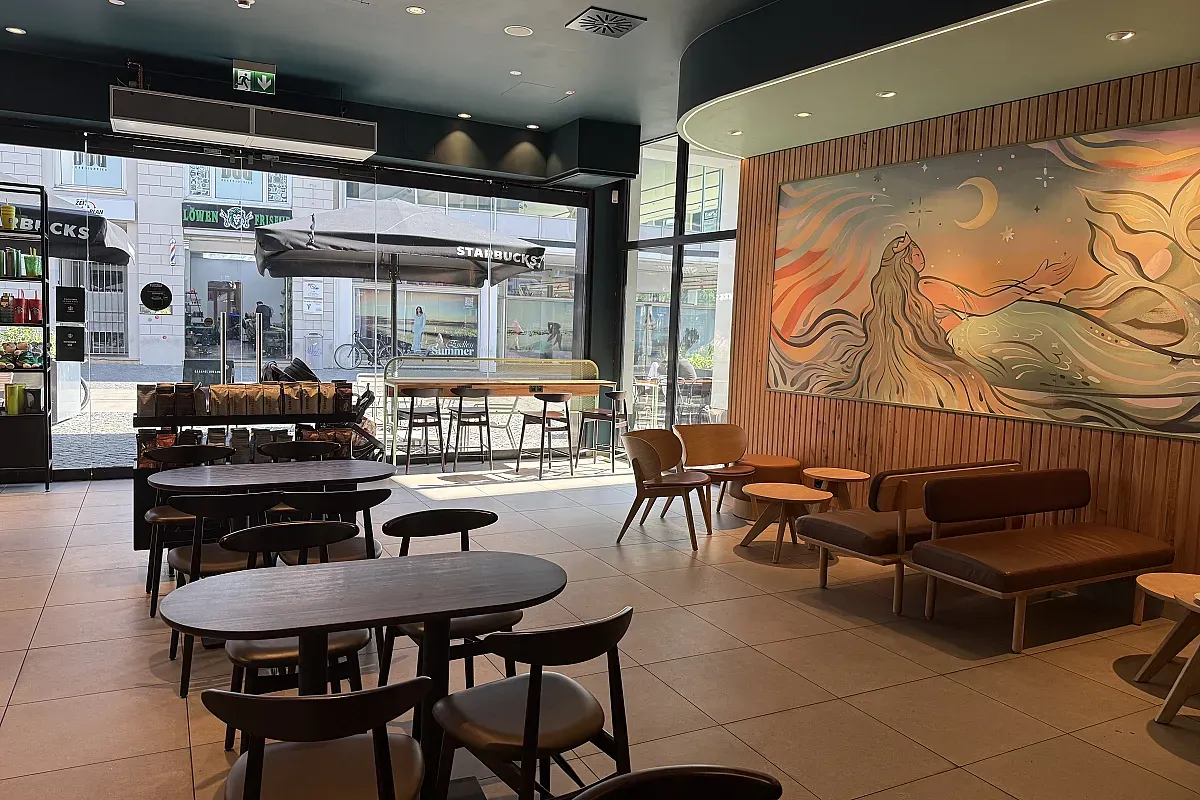 Starbucks in Braunschweig – Image 1