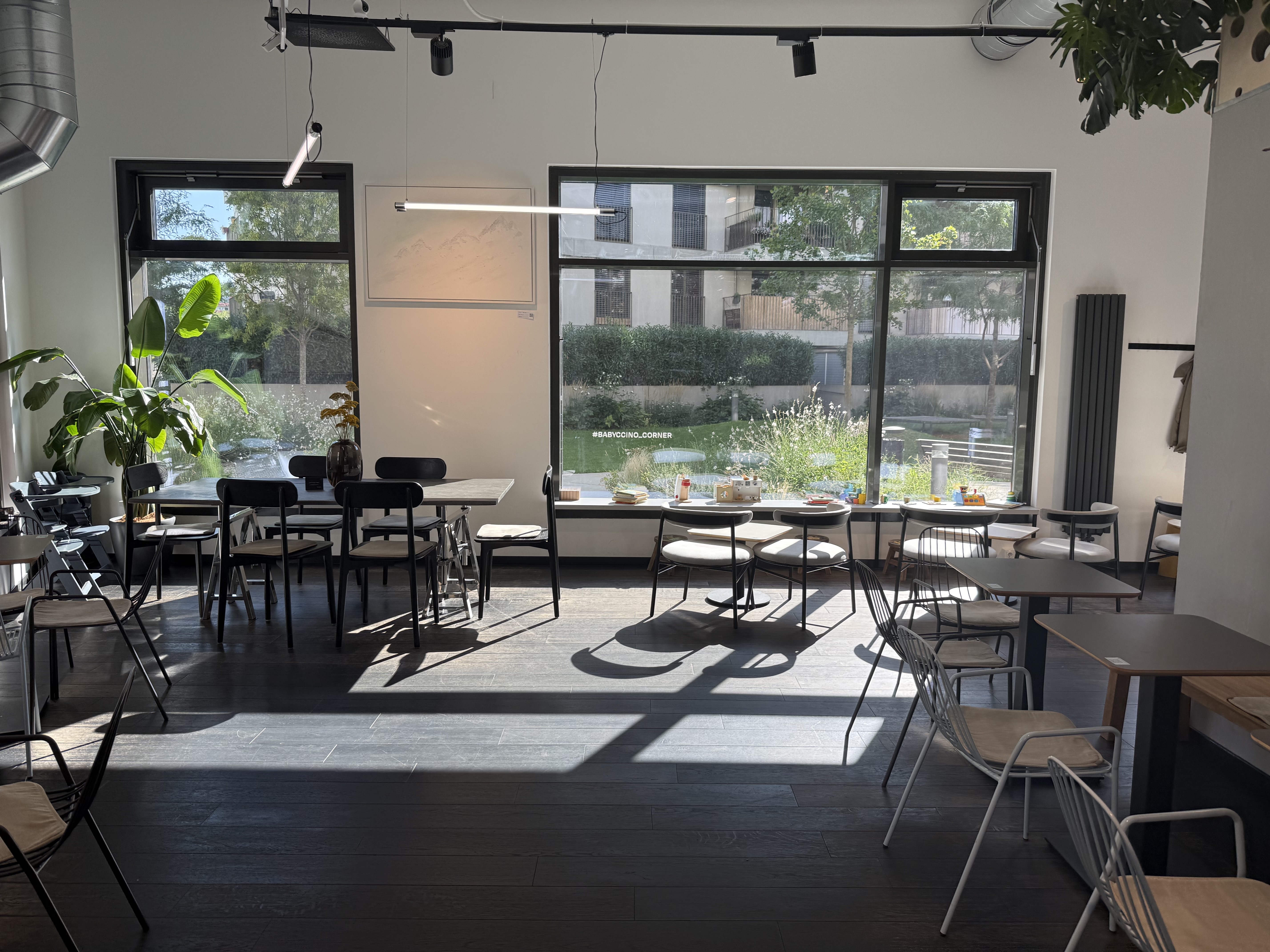 Image of the cafe