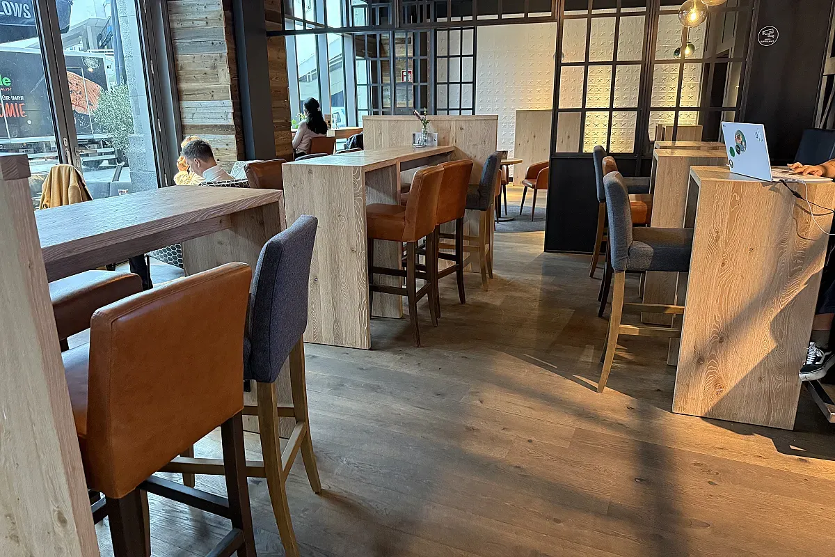 Coffee Fellows – Kaffee, Bagels, Frühstück Panoramastraße Berlin – Image 2