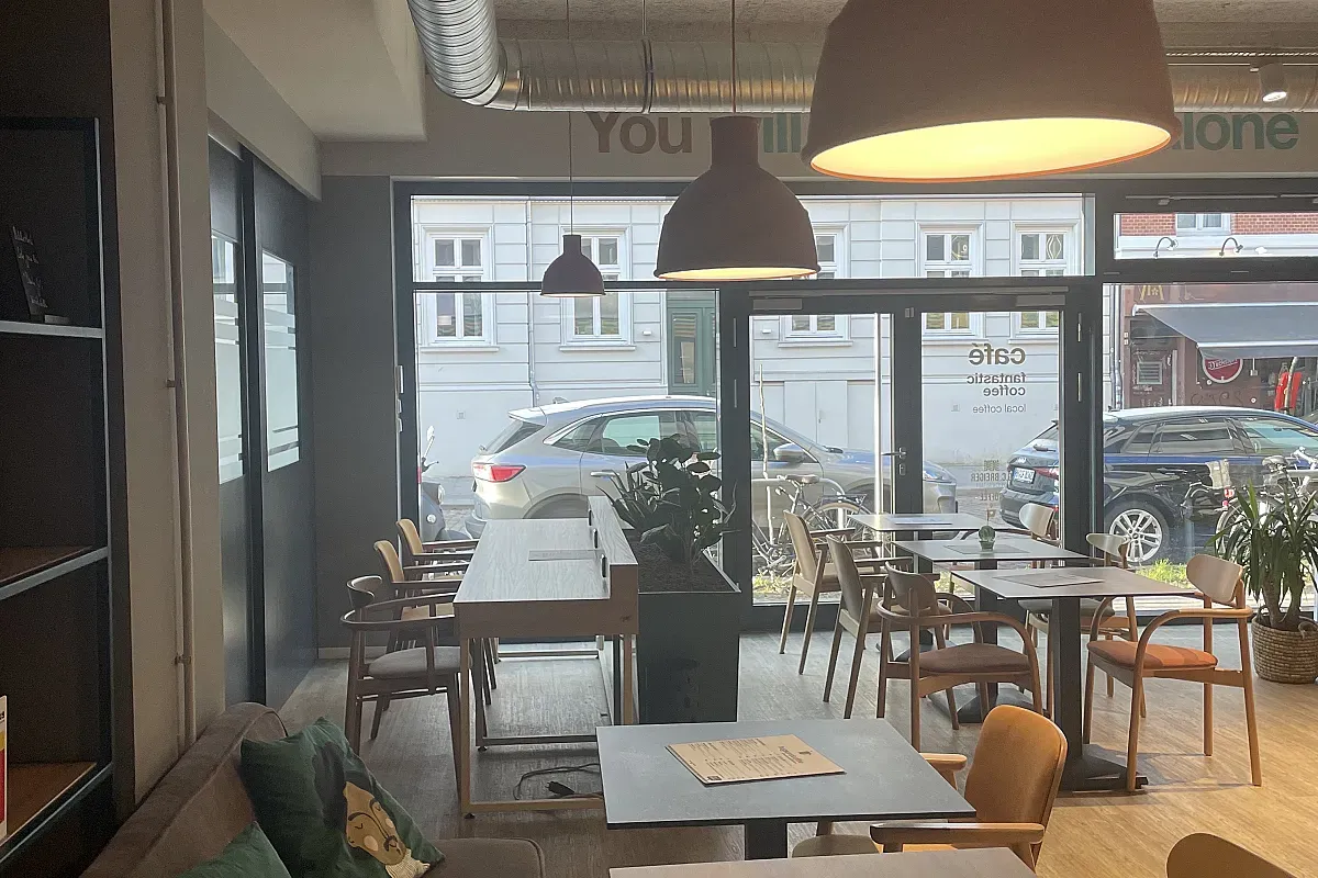 hugsandcoffee Lange Reihe Hamburg – Image 5