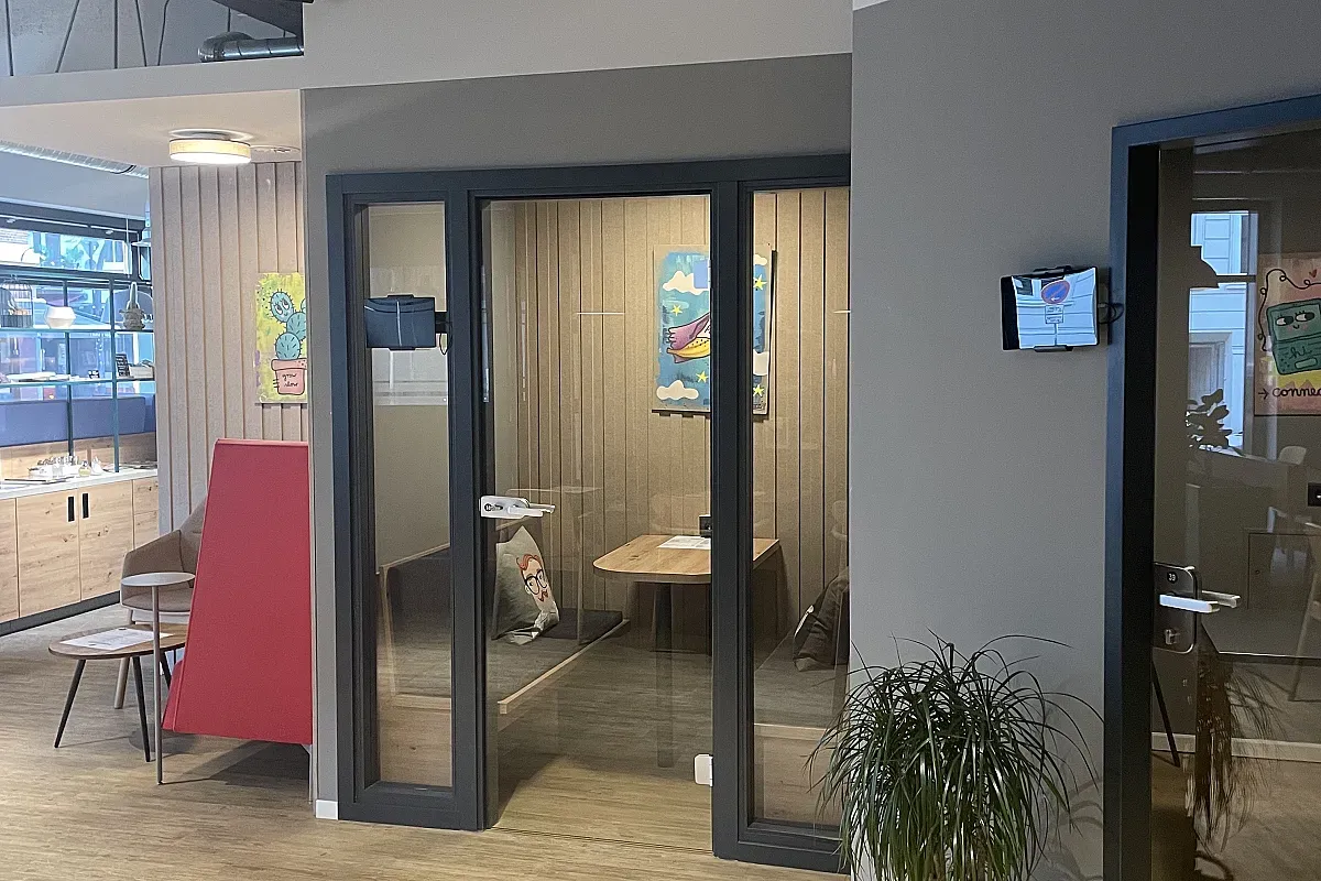 hugsandcoffee Lange Reihe Hamburg – Image 6