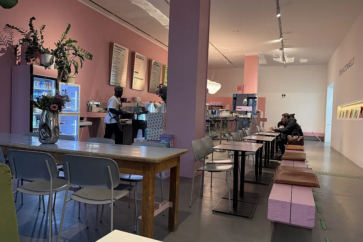 Elaine’s Deli Taunustor Frankfurt am Main – Image 1