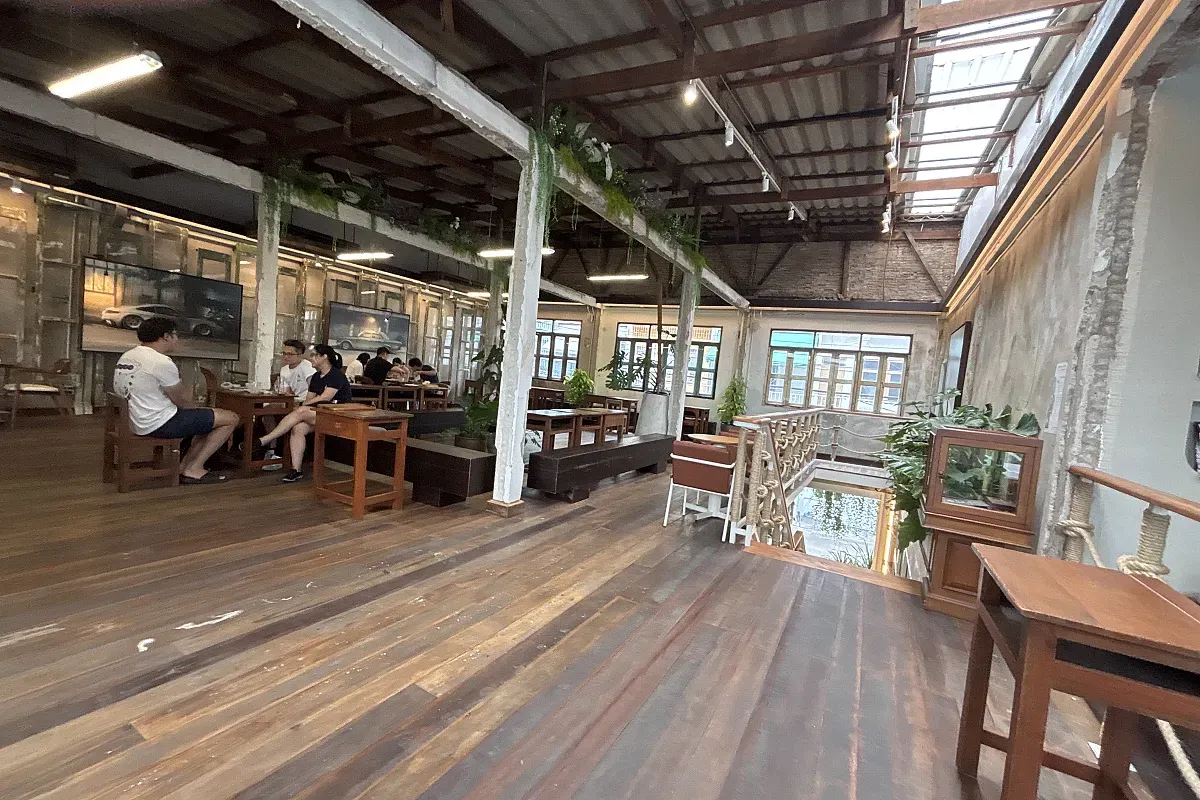 The Old School Specialty Coffee – เจริญนคร Soi Charoen Nakhon 18 Khet Khlong San – Image 2