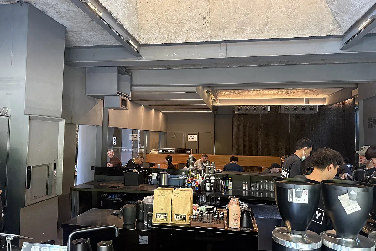 Roast8ry Coffee Flagship Store Nimmanahaeminda Road Muang – Image 2