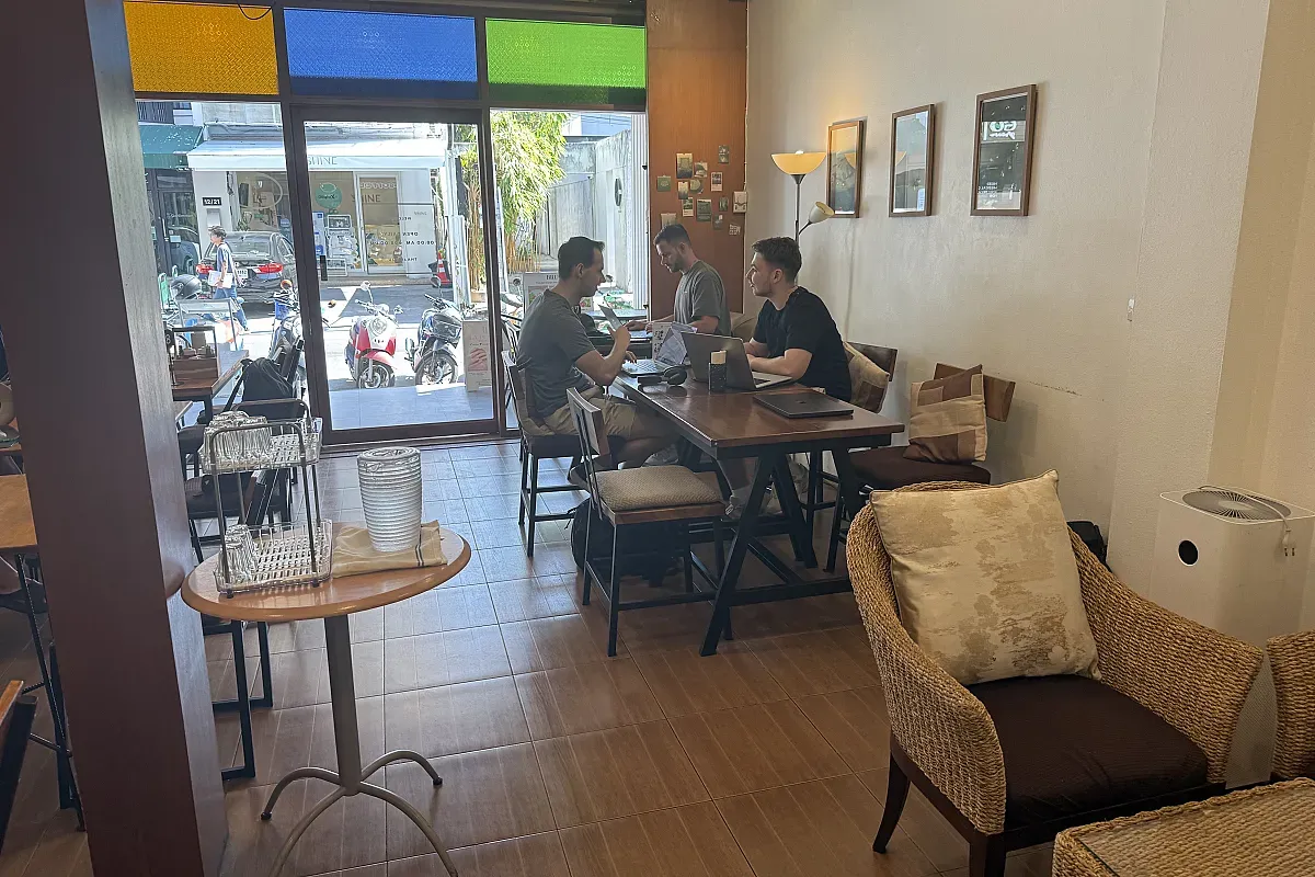 Pai Yan Yai Coffee Nimmana Haeminda Road Lane 15 Amphoe Mueang Chiang Mai – Image 2