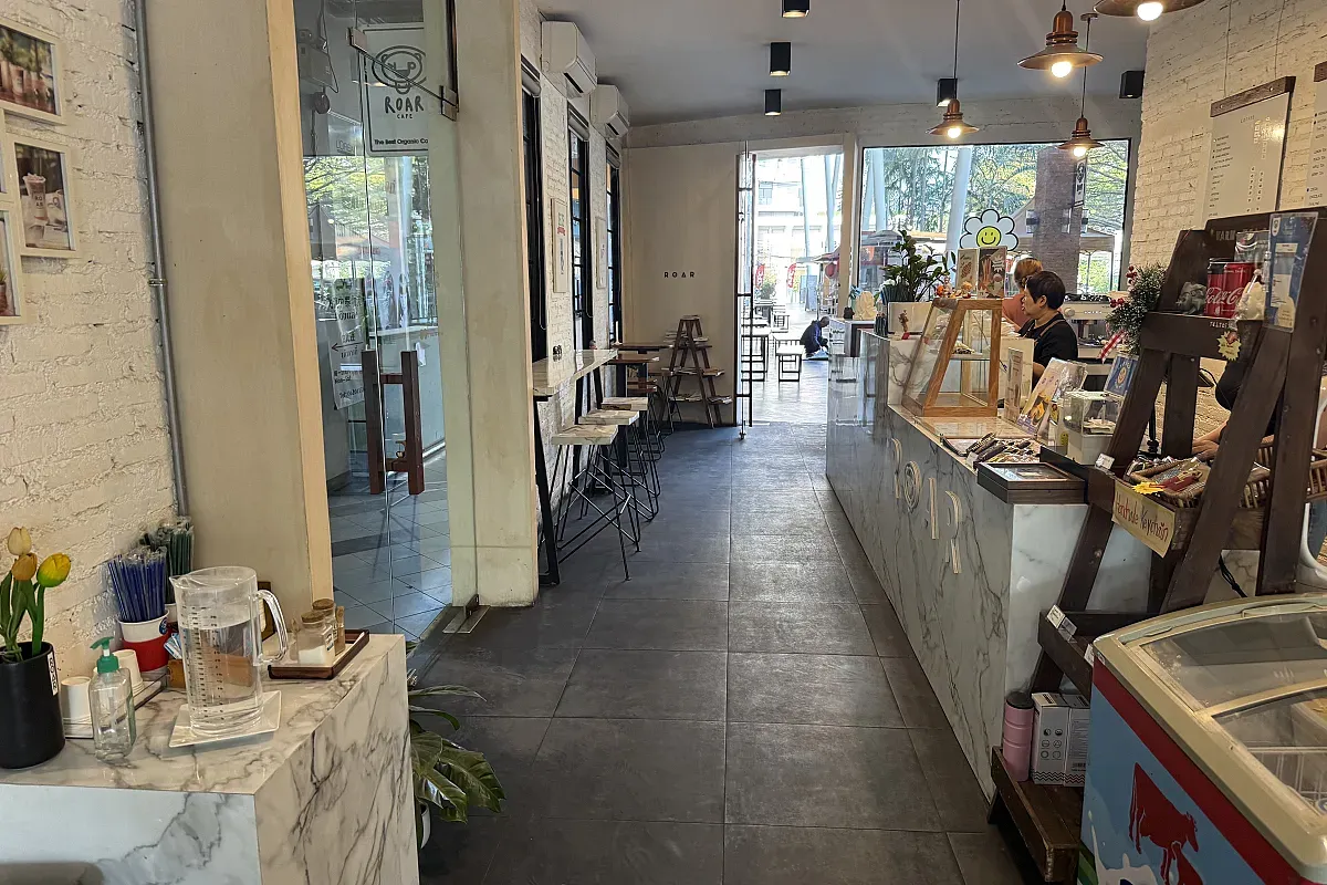 Roar Cafe Changklan Road Amphoe Mueang Chiang Mai – Image 2
