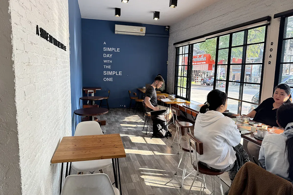 Roar Cafe Changklan Road Amphoe Mueang Chiang Mai – Image 3