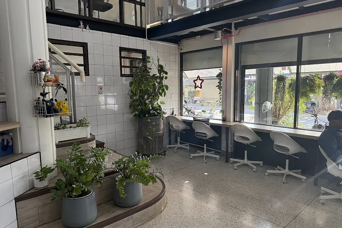 Heartwork the Sharing Space Kampangdin Road Amphoe Mueang Chiang Mai – Image 1