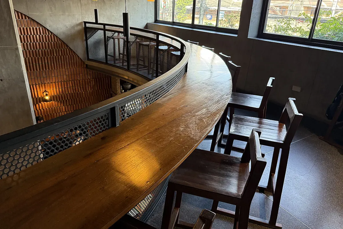 Akha Ama Phrasingh Rachadamnoen Road Amphoe Mueang Chiang Mai – Image 3