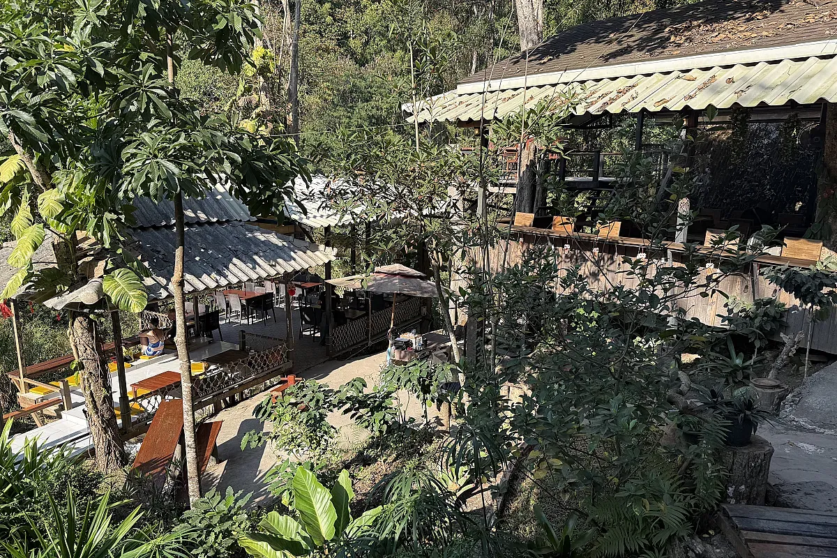 River Rock Cafe Hill – Image 2