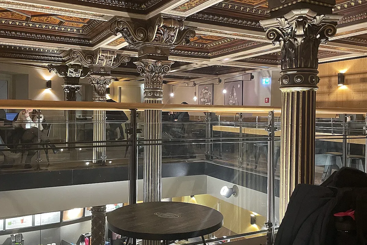 Starbucks in Hamburg – Image 1