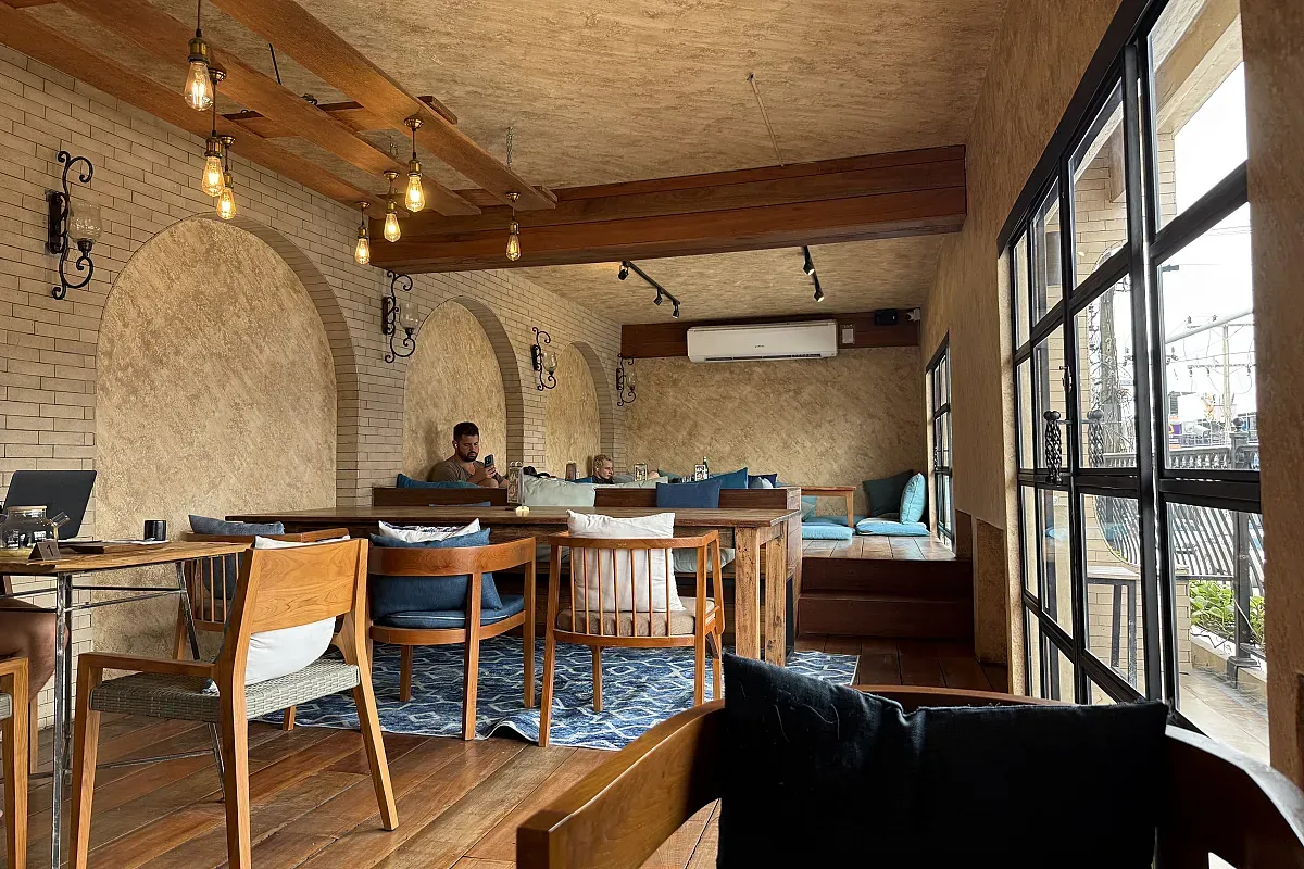 Indigo Cafe & Eatery Thongsala – Image 2