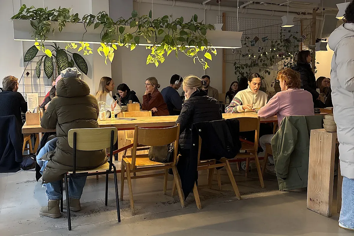 Kaffeesaurus Friesenplatz Köln – Image 2