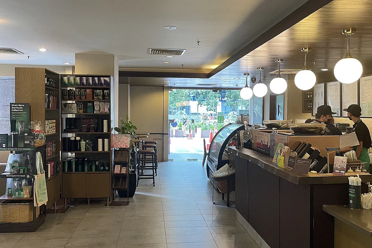 Starbucks Wisma HB Kuala Lumpur – Image 3