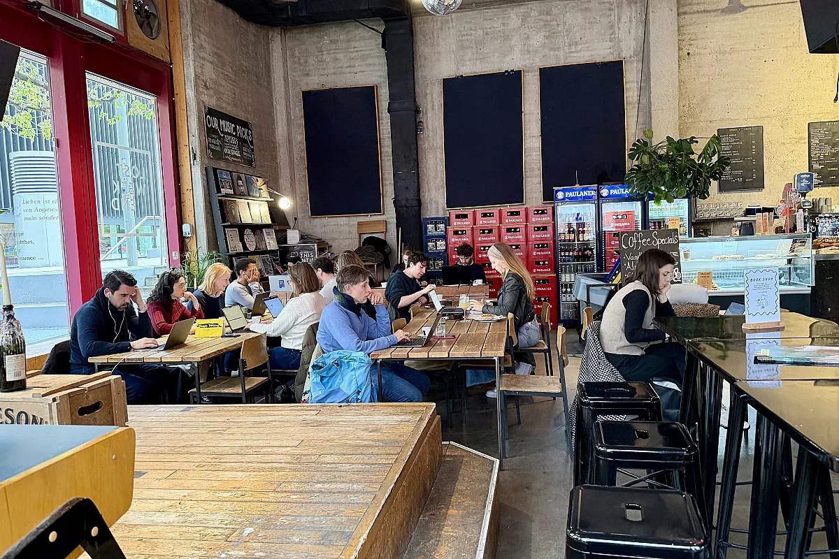 Lost Weekend – Image 6