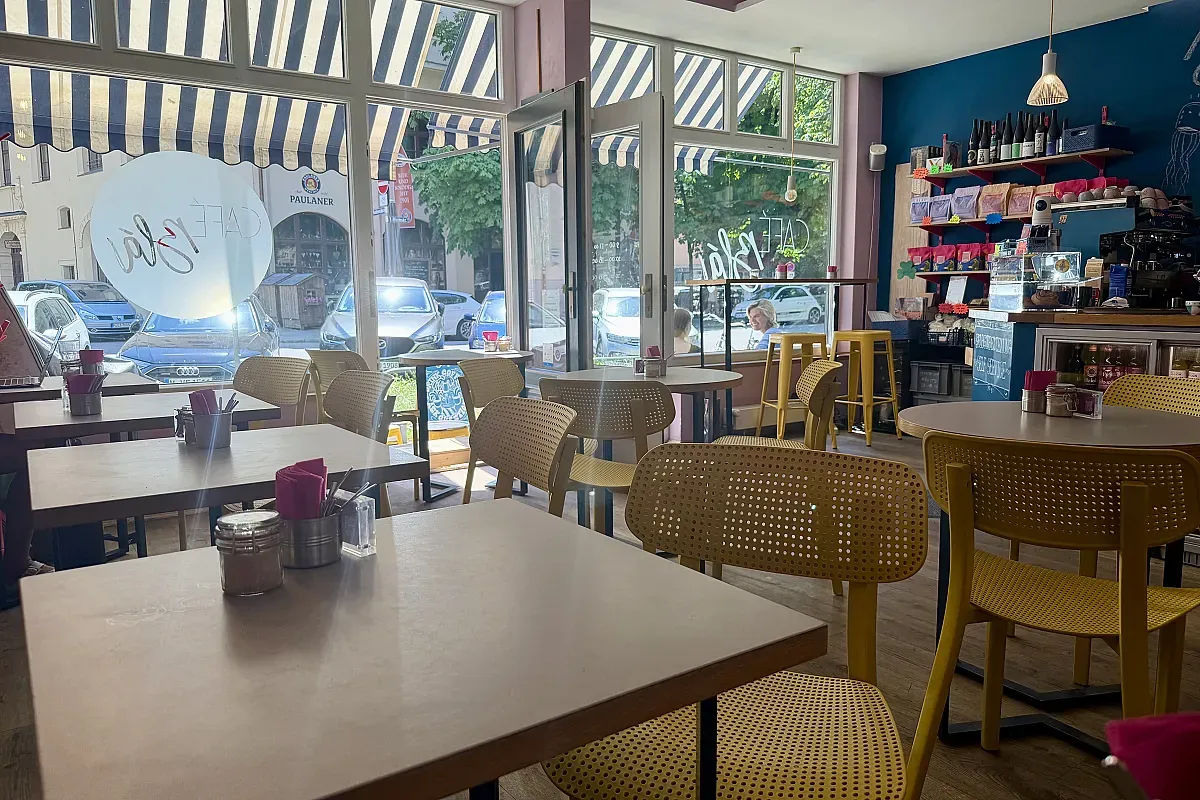 Café Blá – Image 2
