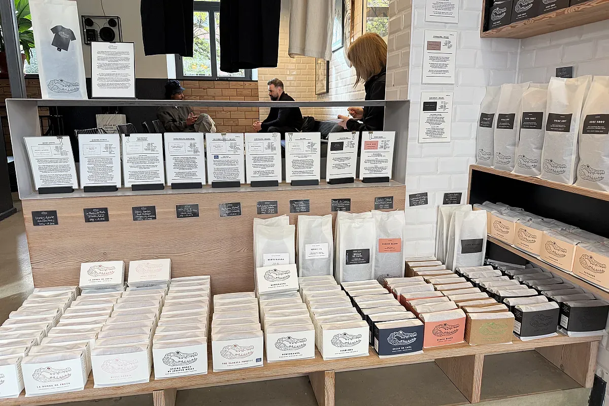Man Versus Machine Coffee Roasters – Image 1