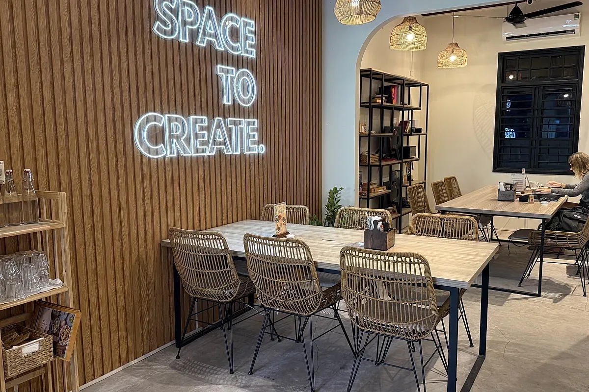 Danasol – Eatery & Cafe & Workspace – Image 4