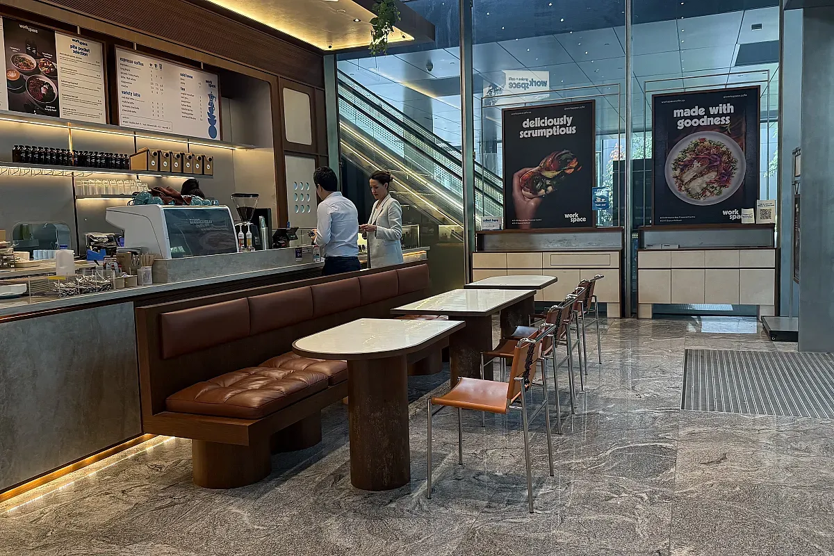 Workspace Grain + Cafe Guoco Midtown – Image 4