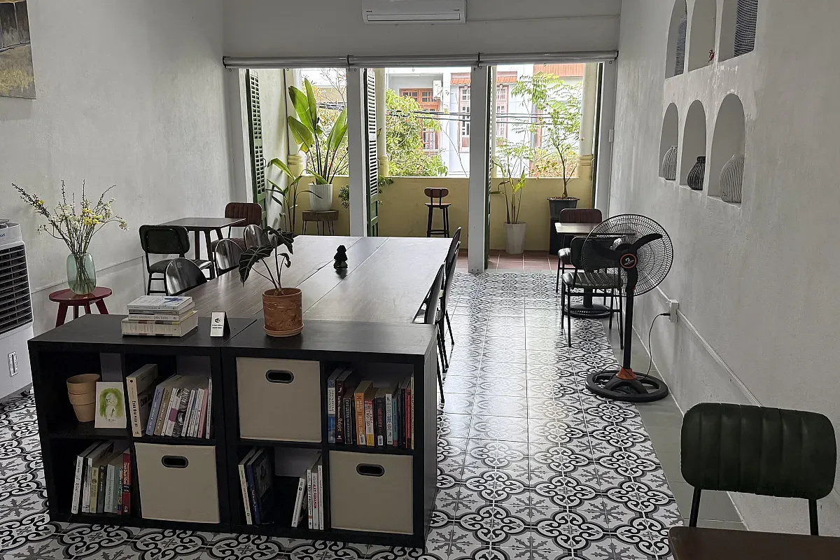 OneSip Café & Co-Working Space – Image 1