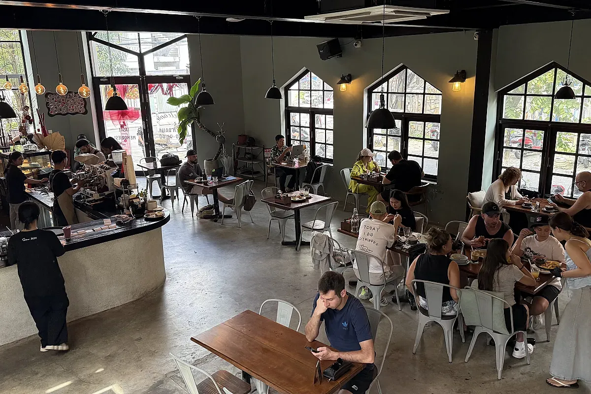 The Good Folk Café – Image 1