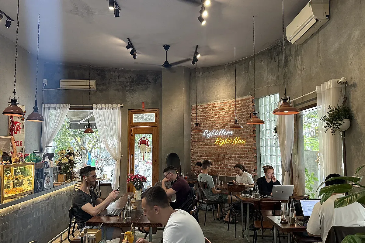 The Hideout café – Image 1