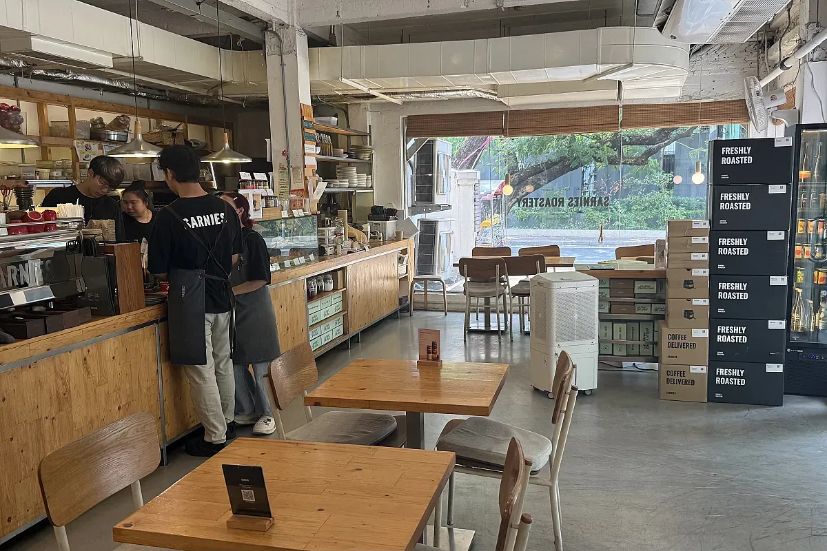 Sarnies Roastery – Image 2