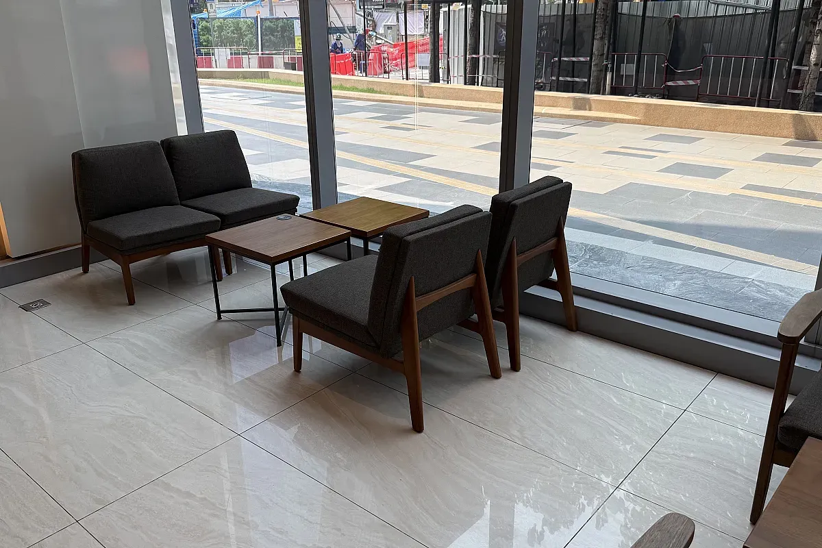 Starbucks Spring Tower – Image 3