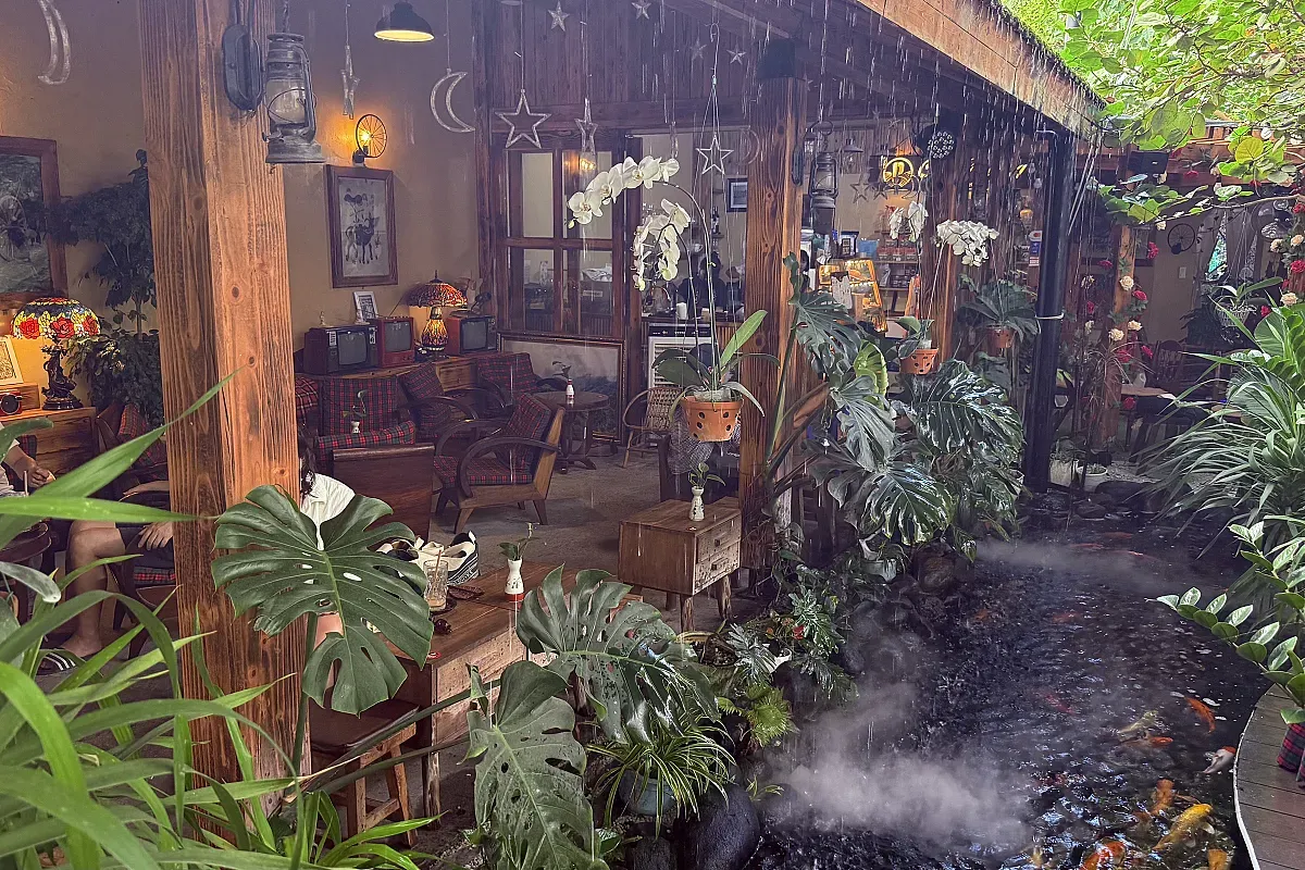 Cafe Phuong – Image 4