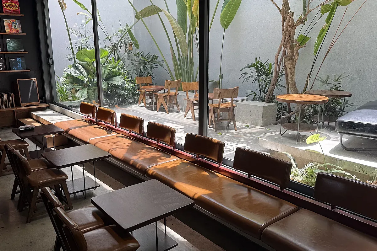 The Local Beans | Coffee – Roastery & co-Working Space – Da Nang – Image 3