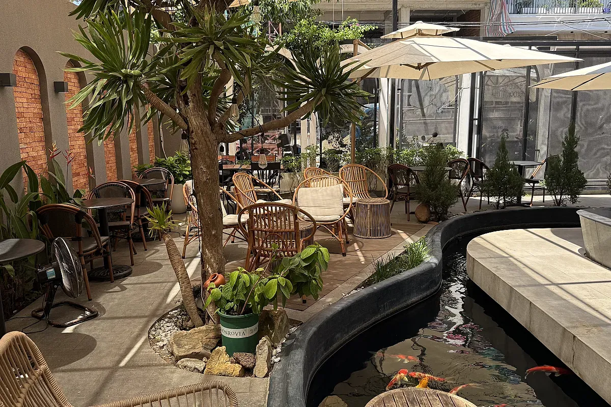 E-Space Coffee & Craft Beer – Image 2