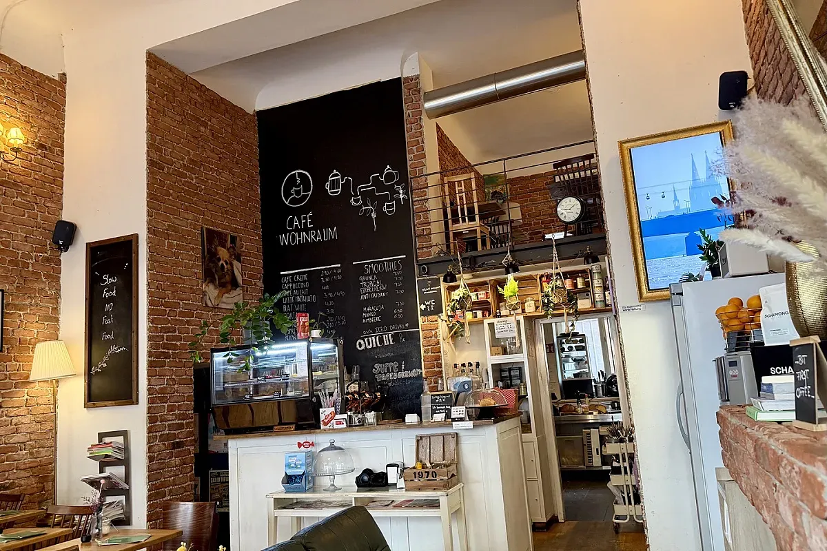 Café Wohnraum – Image 1