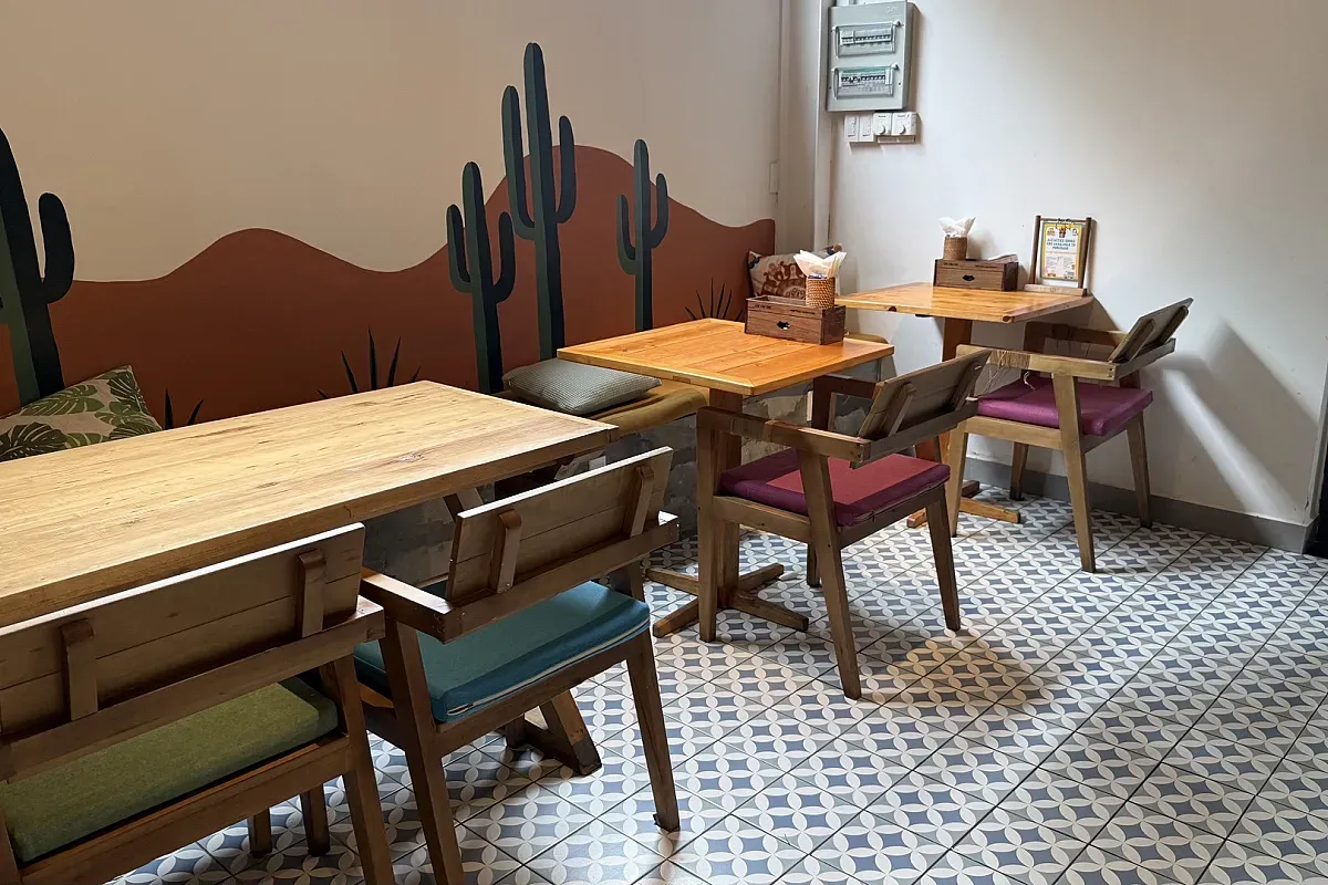 SIX ON SIX CAFE – BRUNCH & RESTAURANT – Image 5