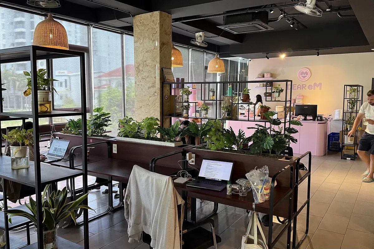 Sesouk Coffee & Workspace – Image 1