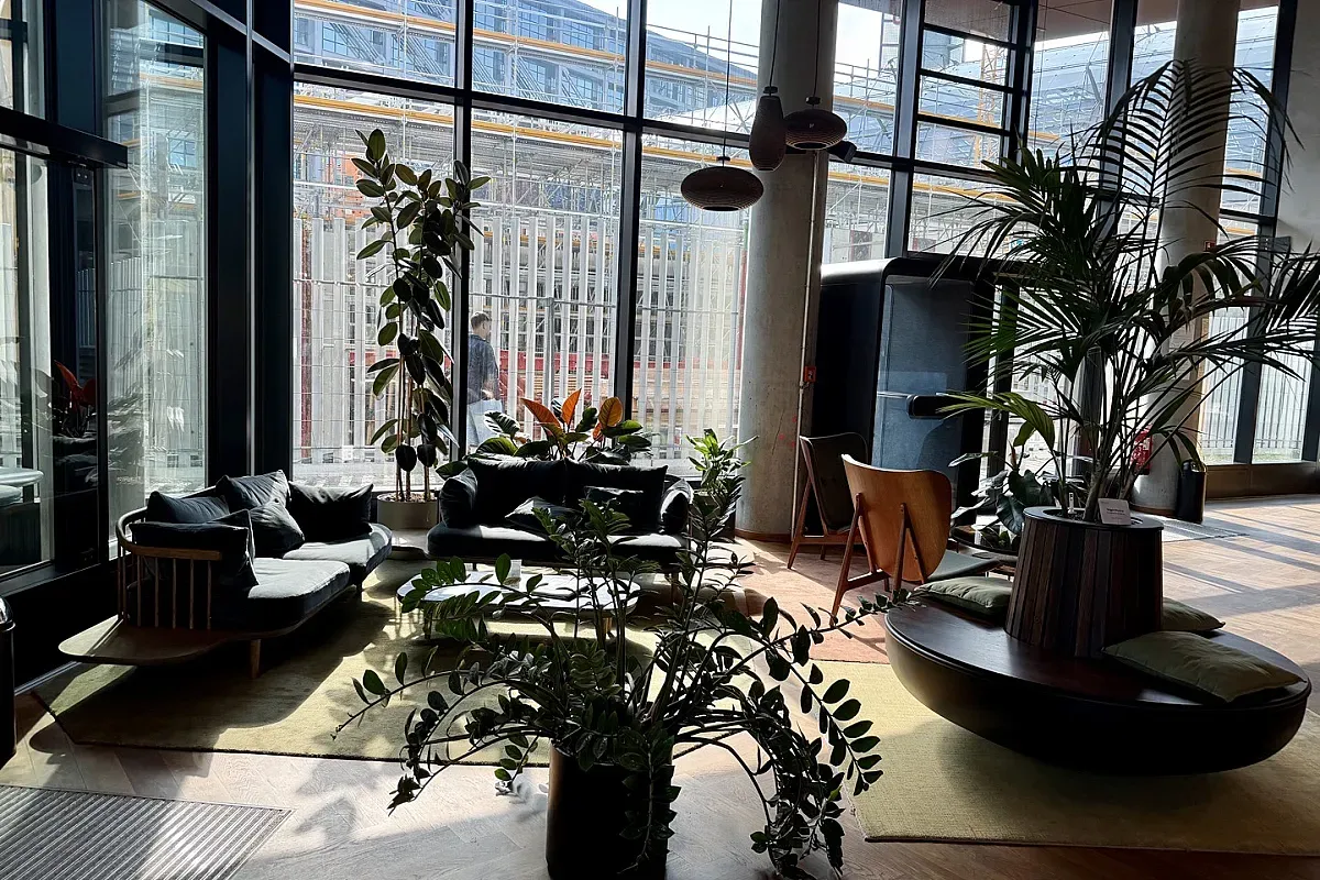 EDGE Grand Central Berlin – Image 1