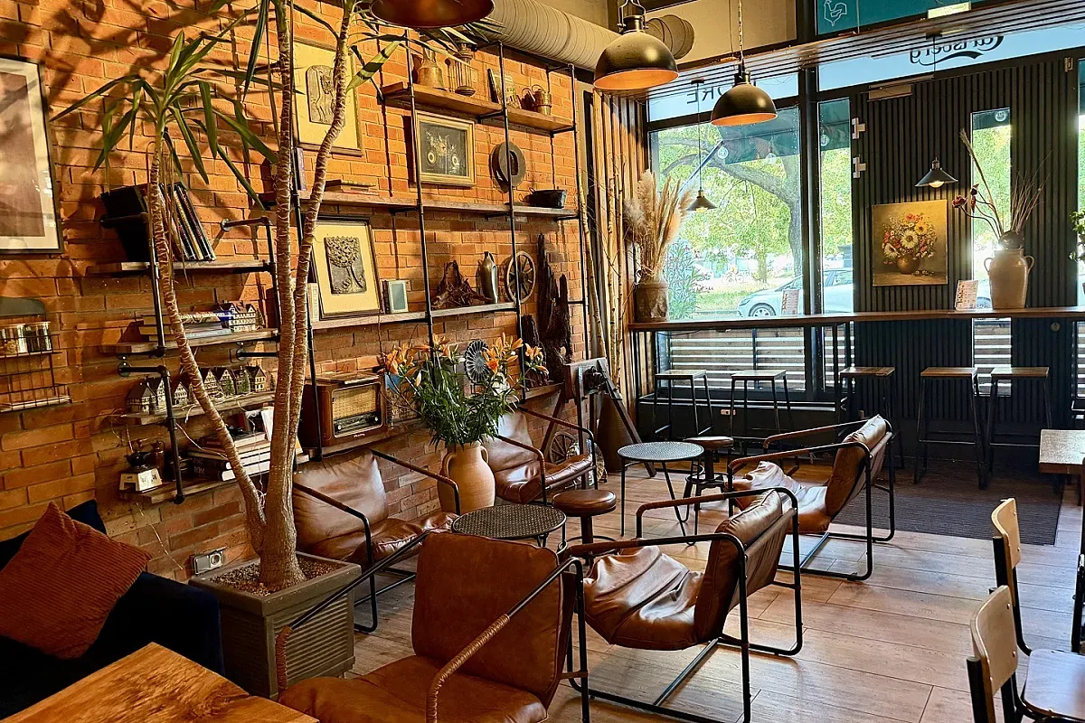 Amy’s Coffee & Restaurant – Image 2
