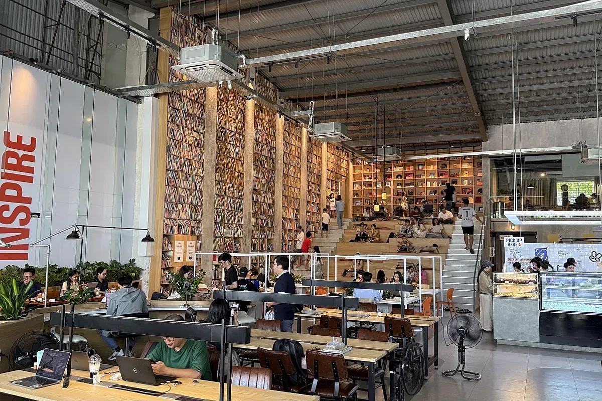 HI4 COFFEE & WORKSPACE – 02 NGUYỄN VĂN TRỖI – Image 1