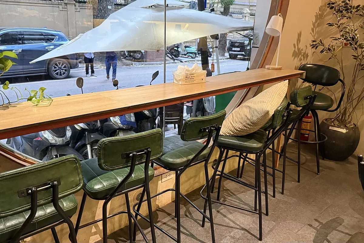 briefly on earth coffee – Lý Nam Đế – Image 1
