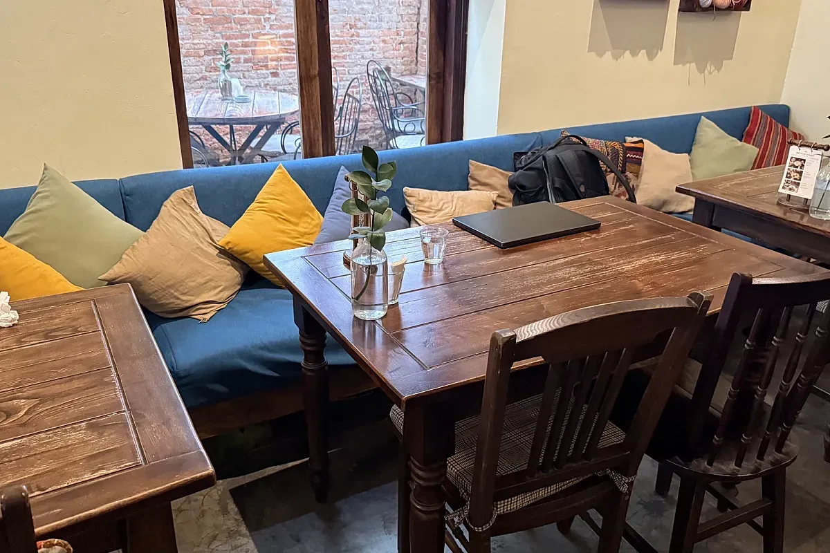 Xofa Cafe – Image 1